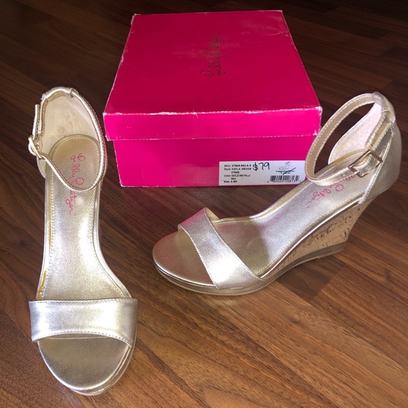 🚫SOLD Lilly Pulitzer Kayla gold wedges - Picture 3 of 9